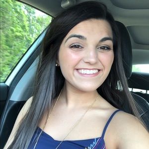 Meet your Posher, Amber